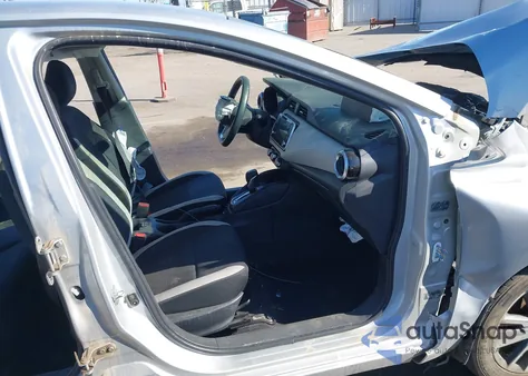 2021 Nissan Versa Sv Xtronic Cvt from USA, damaged, VIN 3N1CN8EV3ML831621